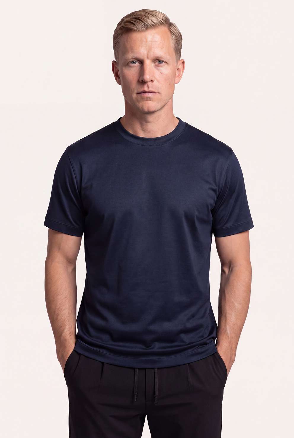 Marineblaues Imperial-T-Shirt