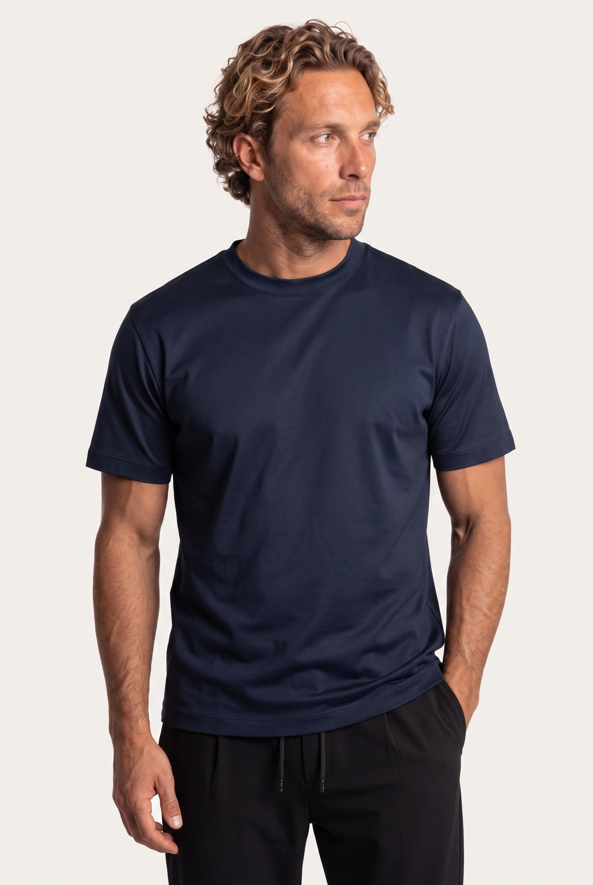 Marineblaues Imperial-T-Shirt